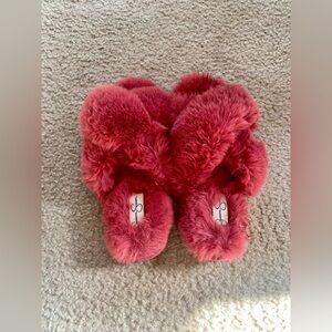 Jessica Simpson fluffy shoes